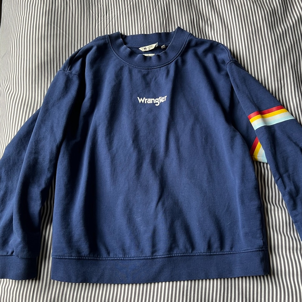 wrangler pullover with cute rainbow detail